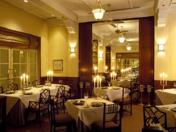 Red-Crane-Travel-Raffles-Grand-Hotel-dAngkor-Restaurant
