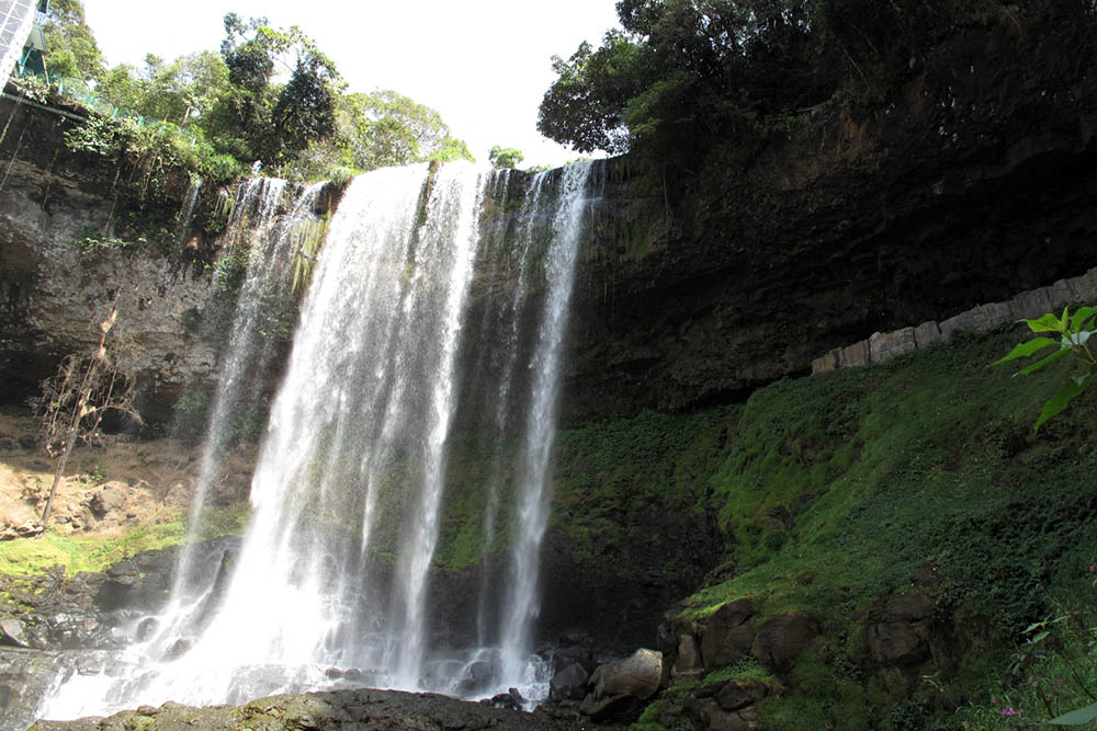 dambri-waterfall-dalat